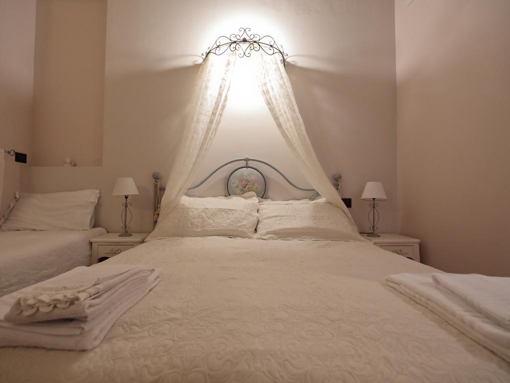 Residenza Raffaello Hotel Foligno Kültér fotó