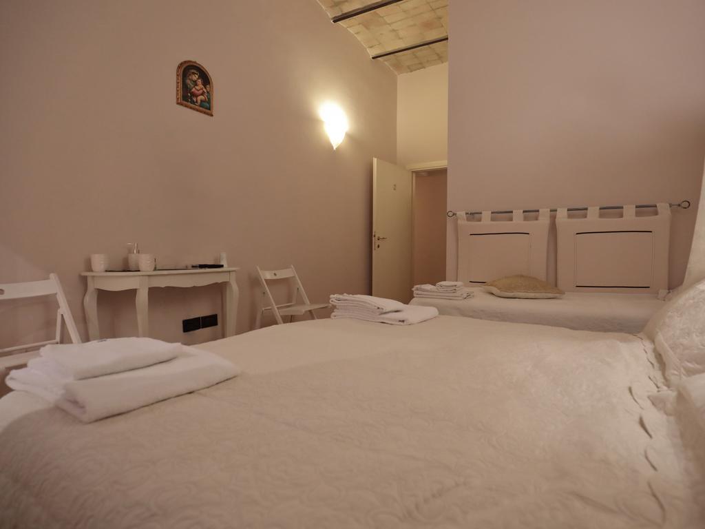 Residenza Raffaello Hotel Foligno Kültér fotó